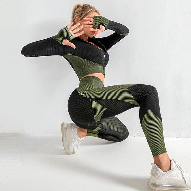 Seamless 3-Piece Yoga Set image 9